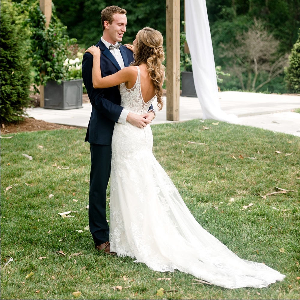 Essense of Australia Bridal Gown